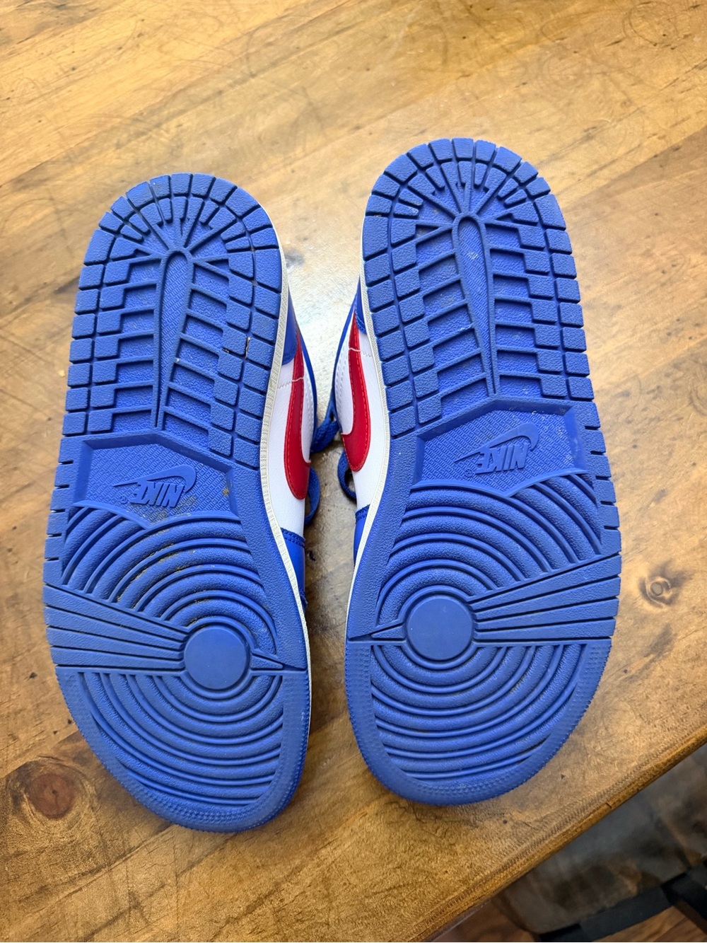 Jordan Low Top Sneakers in Blue and White - Picture 4 of 4